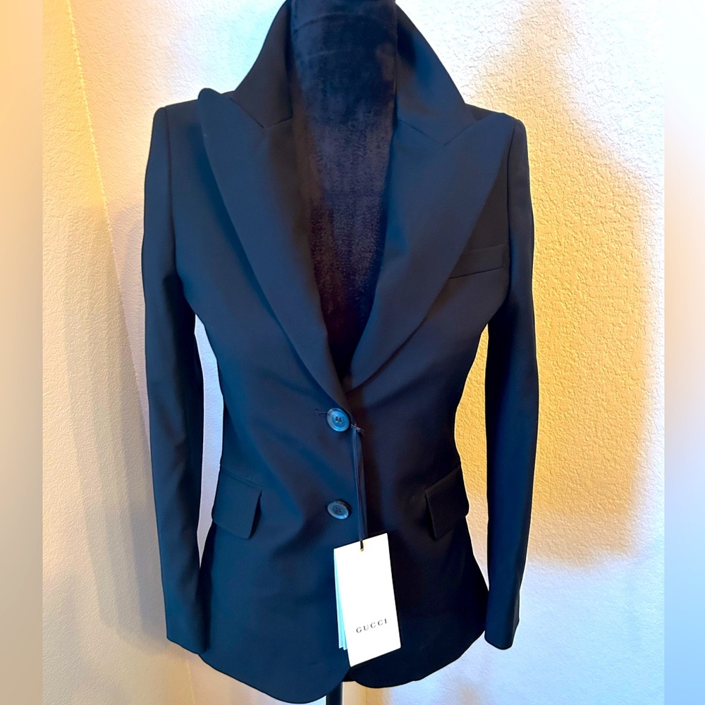 Gucci Black Blazer 36 NWT Buttons